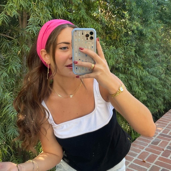 Free People Accessories - Beautiful pink bandana/ scarf